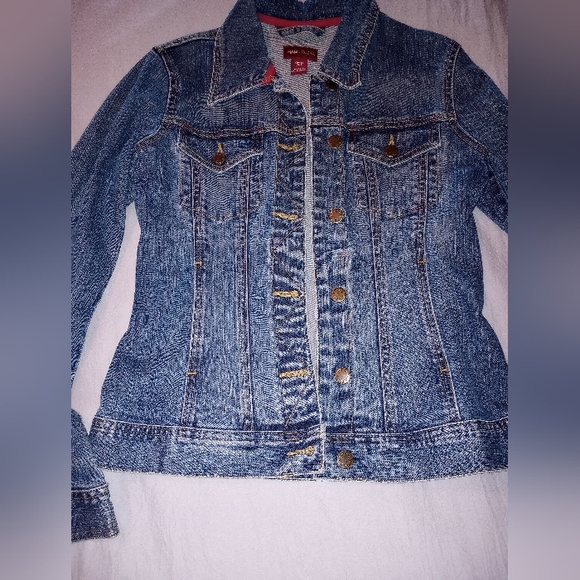 Denim jacket - Picture 2 of 8